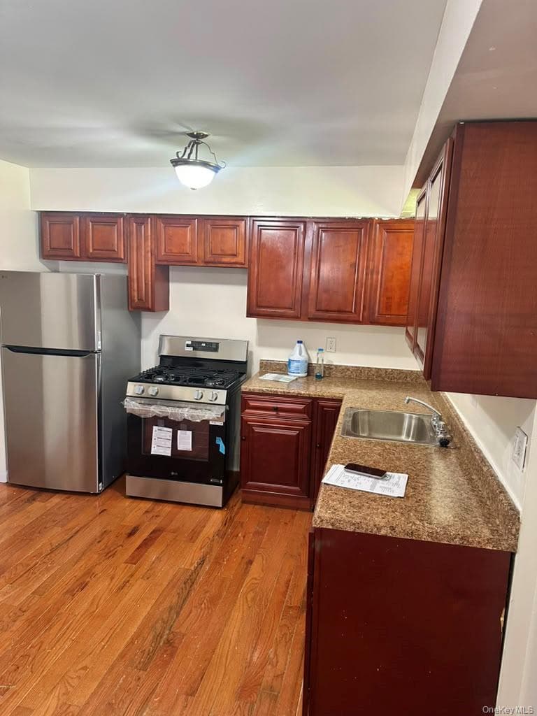 3885 Paulding Avenue thumbnail 28