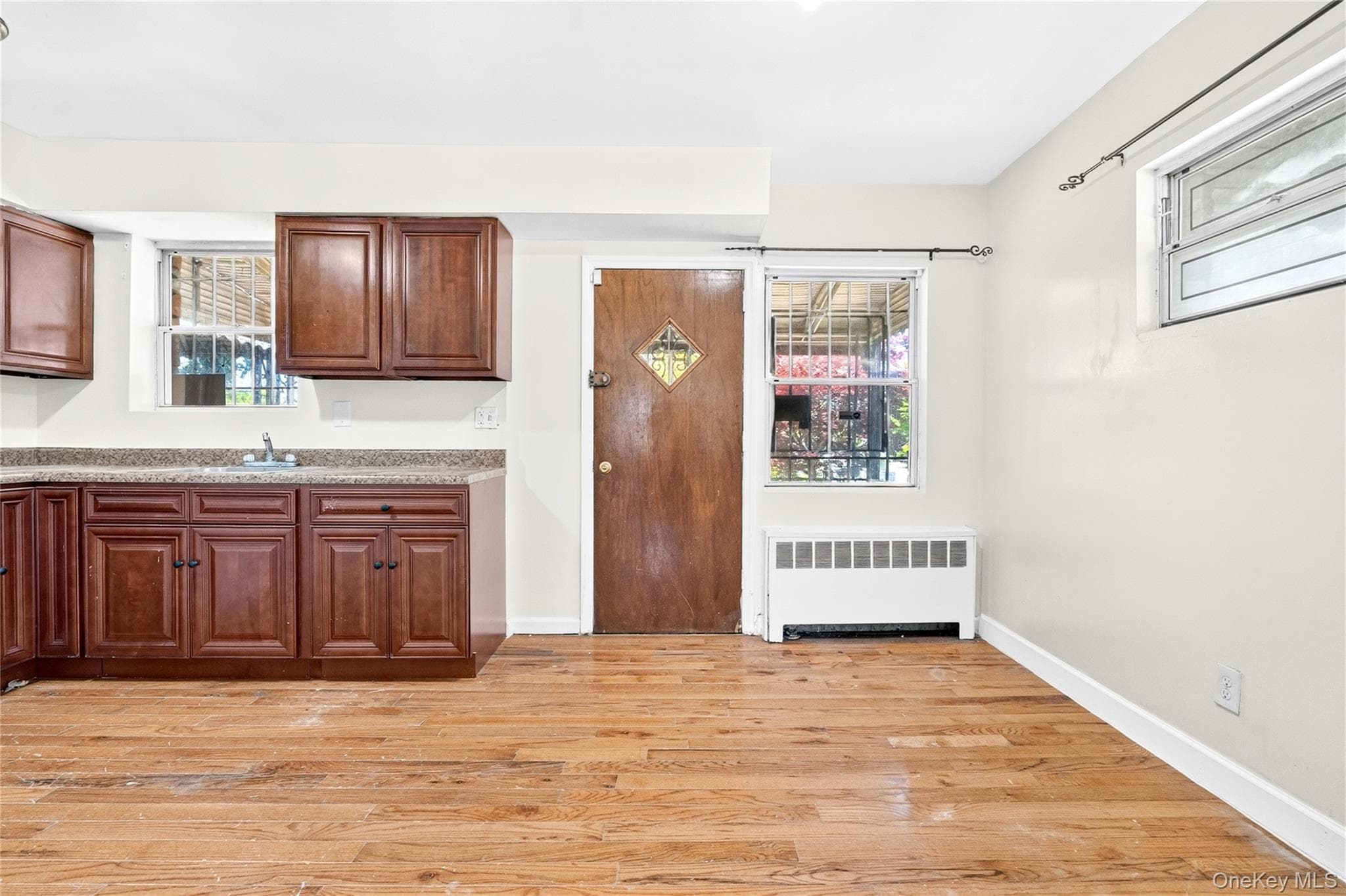 3885 Paulding Avenue thumbnail 22