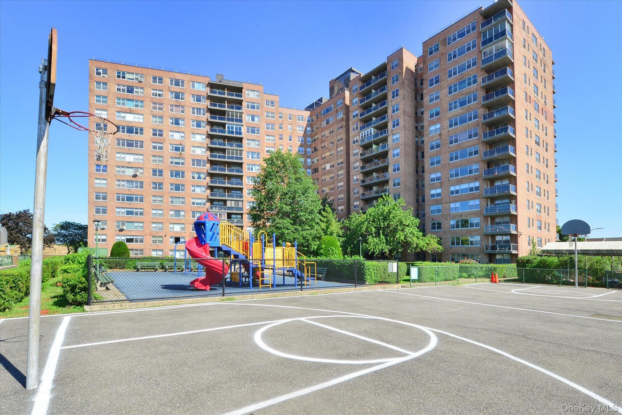 61-20 Grand Central Parkway Unit: C303 thumbnail 21
