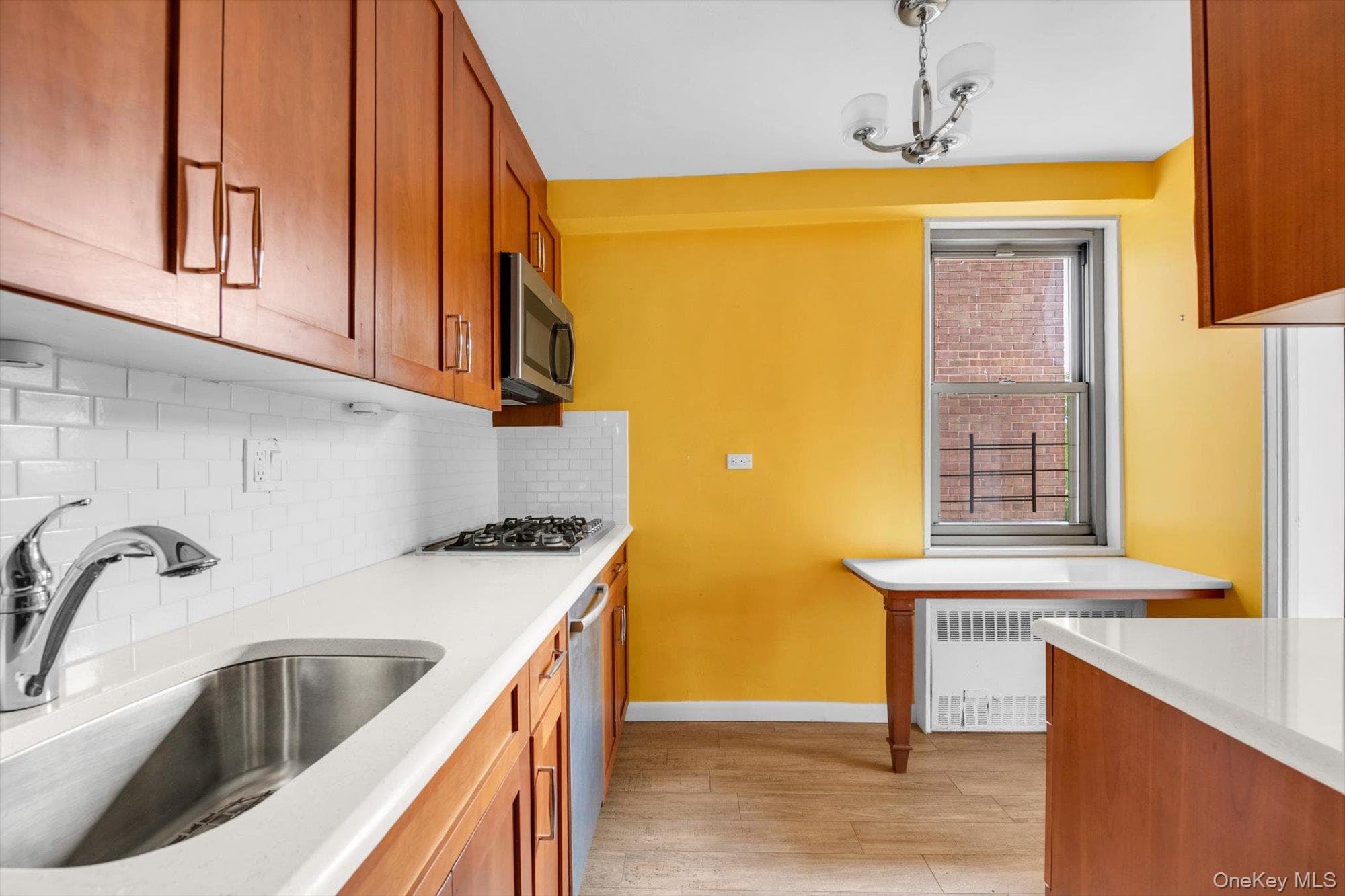 61-20 Grand Central Parkway Unit: C303 thumbnail 10