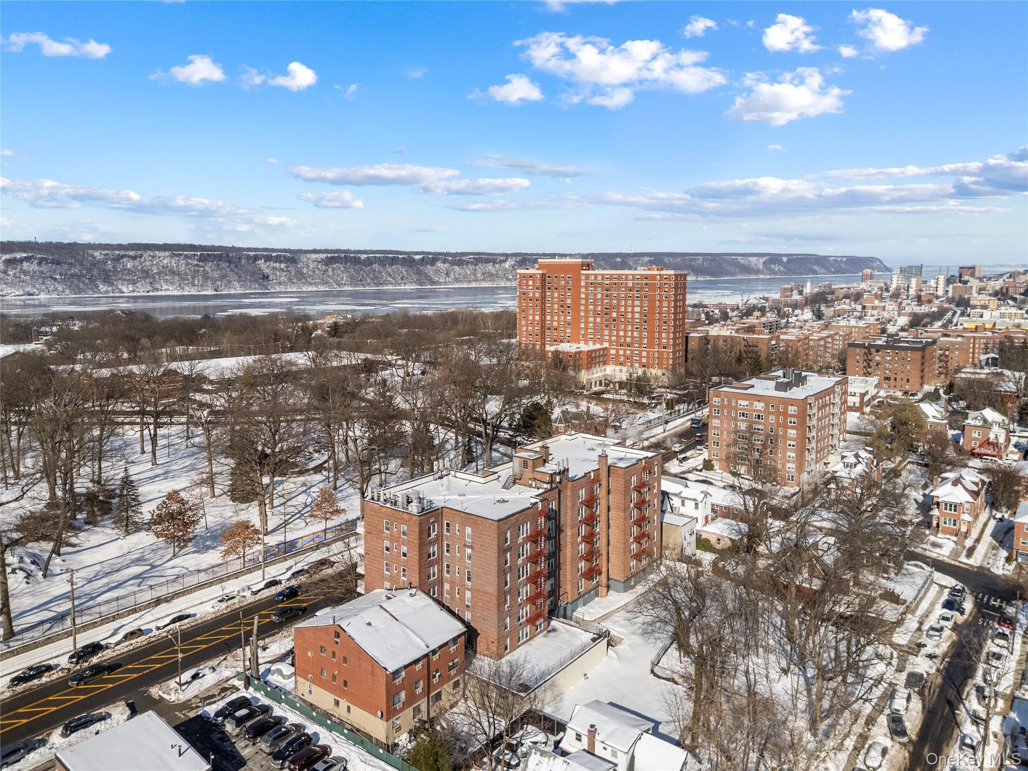 6200 Riverdale Avenue Unit: 7J thumbnail 3