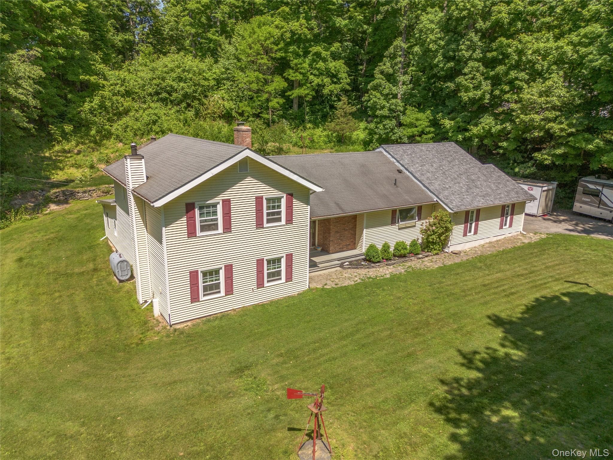 21 Straub Drive thumbnail 33