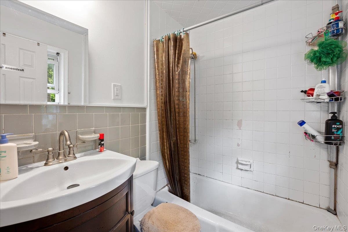 288 Olivia Street thumbnail 9