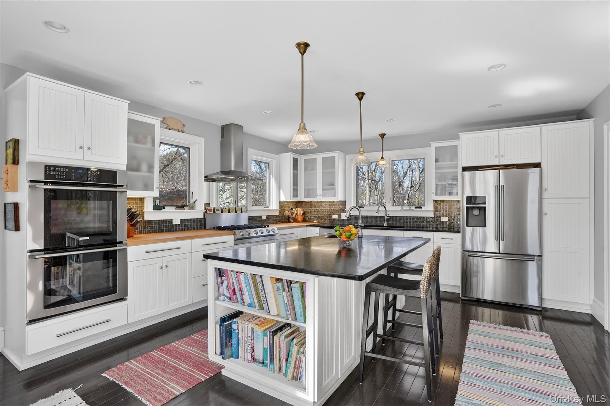 6455 Montgomery Street thumbnail 23