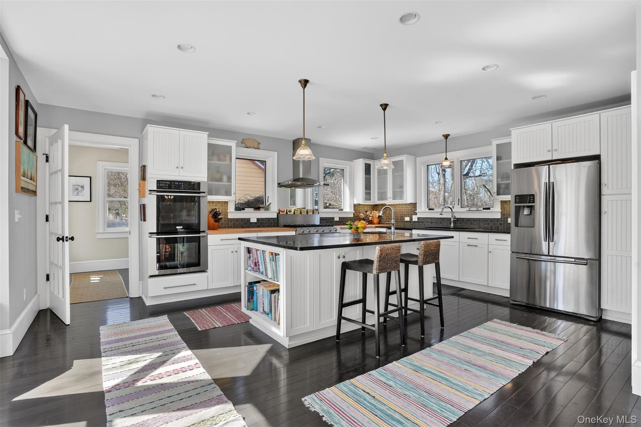 6455 Montgomery Street thumbnail 20