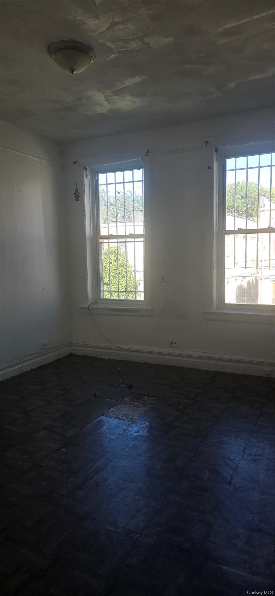 1348 Elder Avenue thumbnail 3