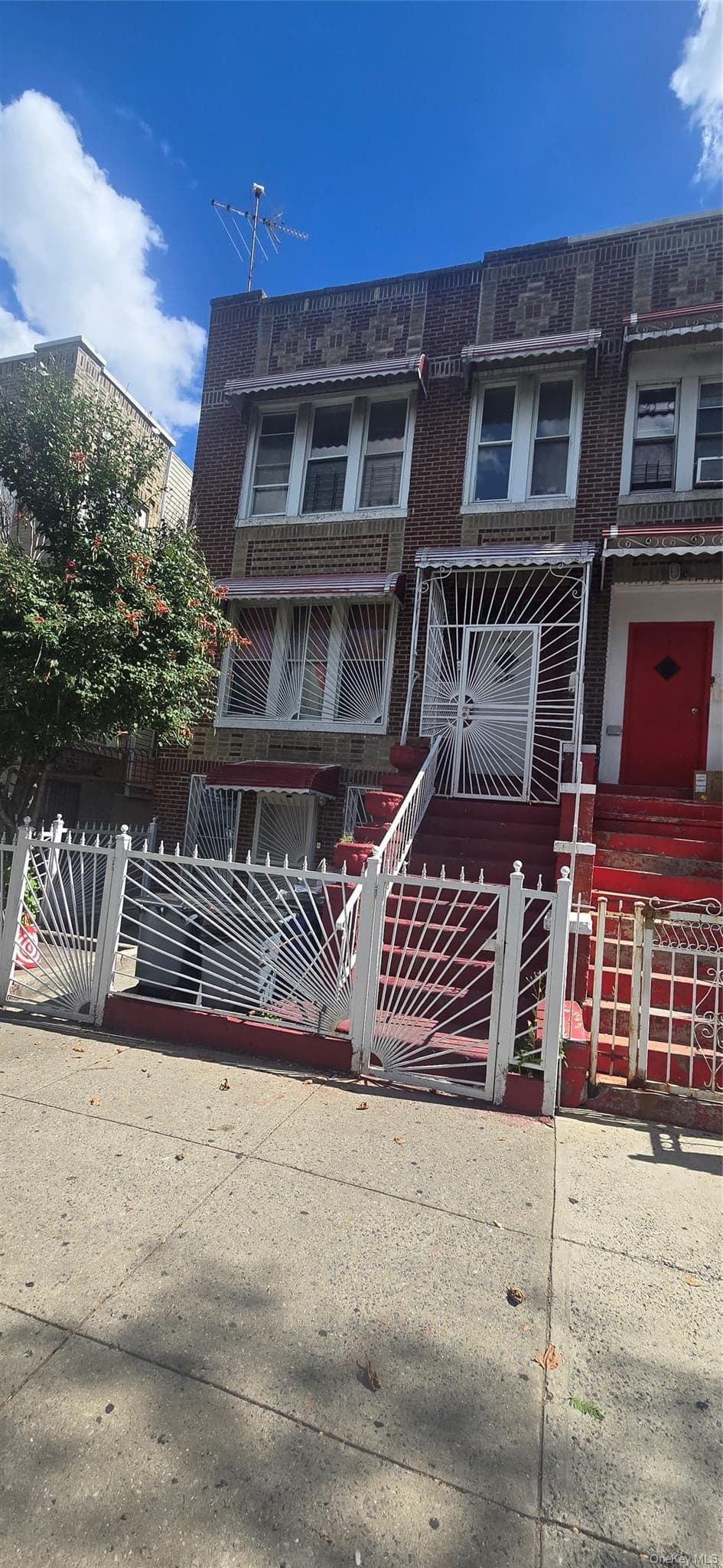 1348 Elder Avenue, Bronx