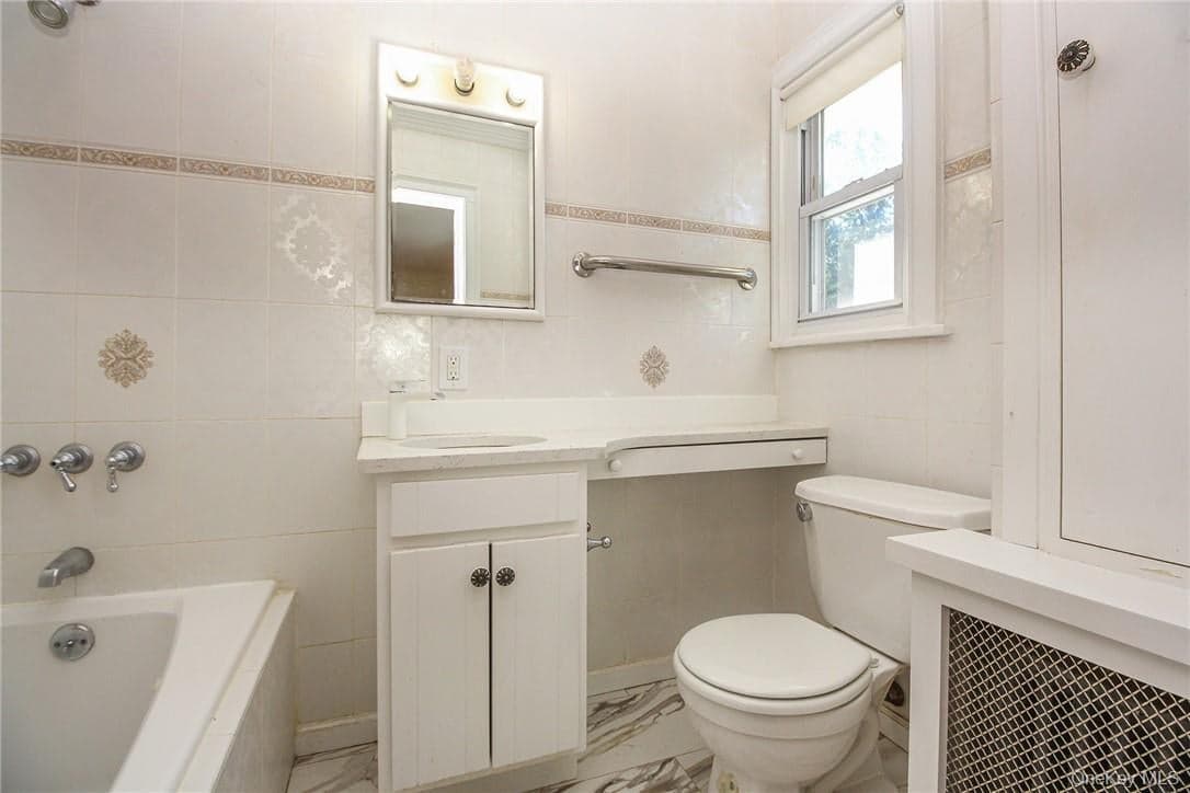 237 Coligni Avenue thumbnail 21
