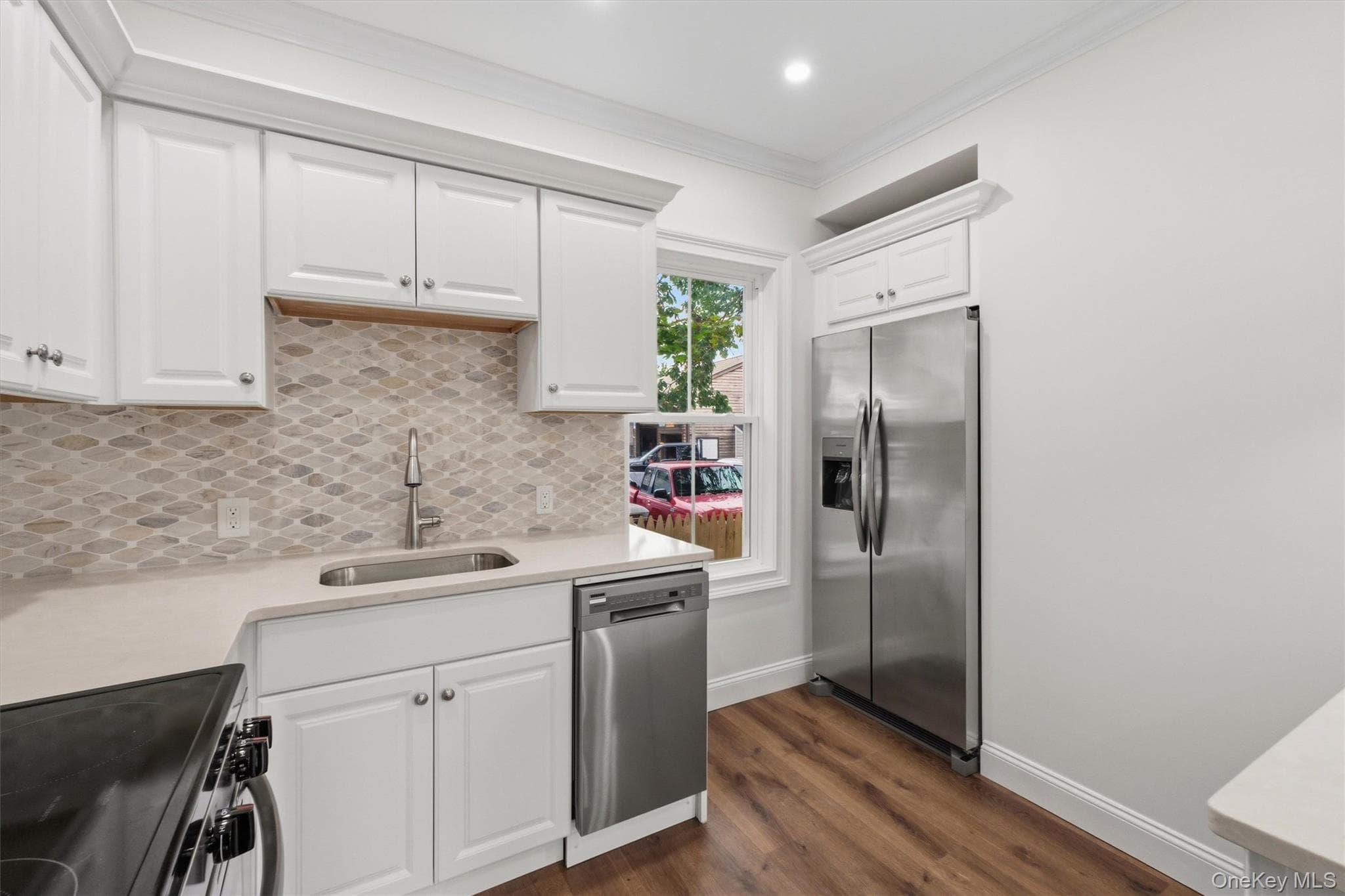119 Verplanck Avenue thumbnail 18