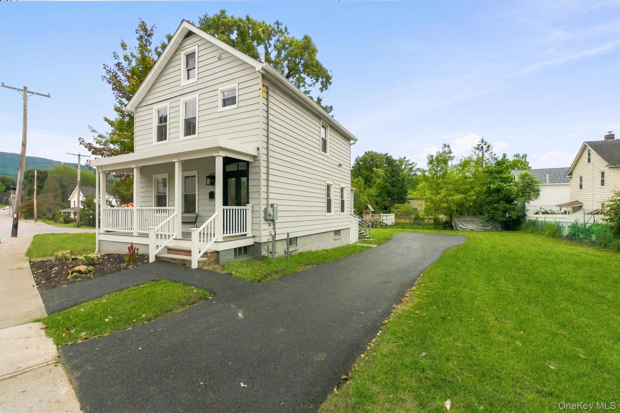 119 Verplanck Avenue thumbnail 3