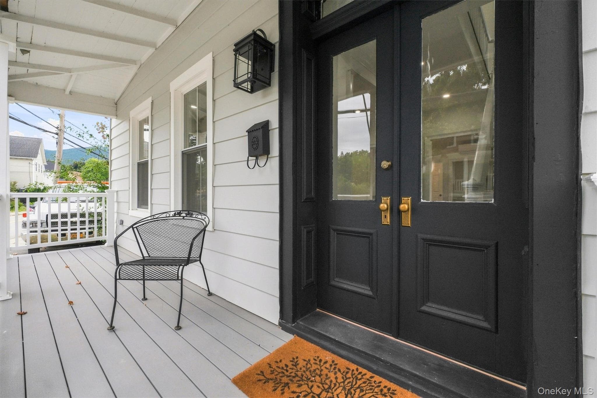 119 Verplanck Avenue thumbnail 6