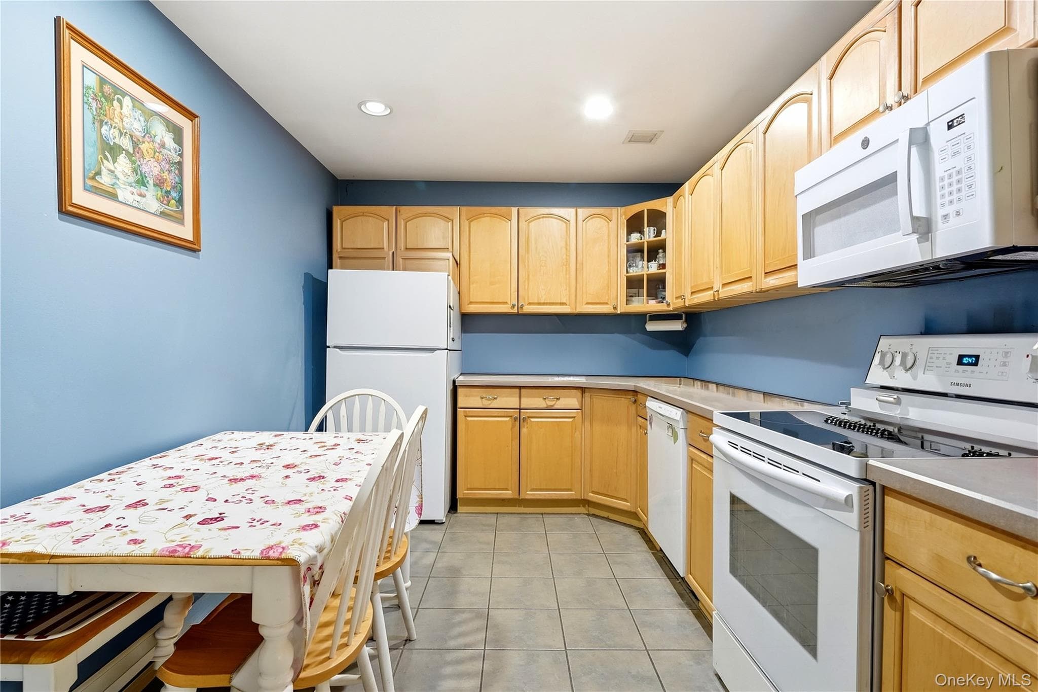 98 Smith Avenue thumbnail 12