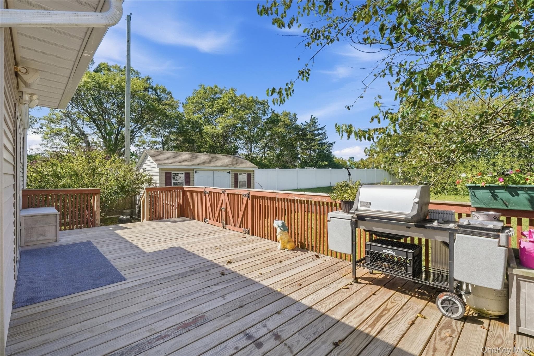 98 Smith Avenue thumbnail 25