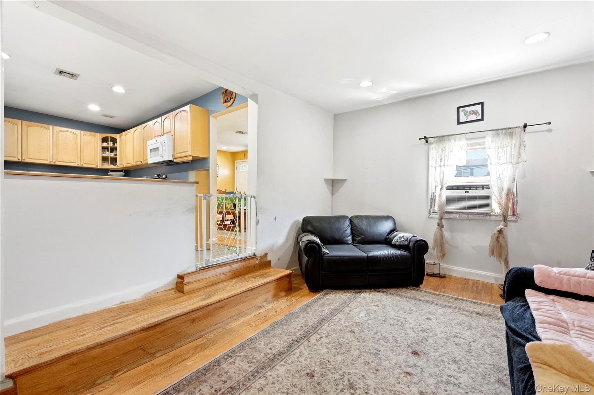 98 Smith Avenue thumbnail 17