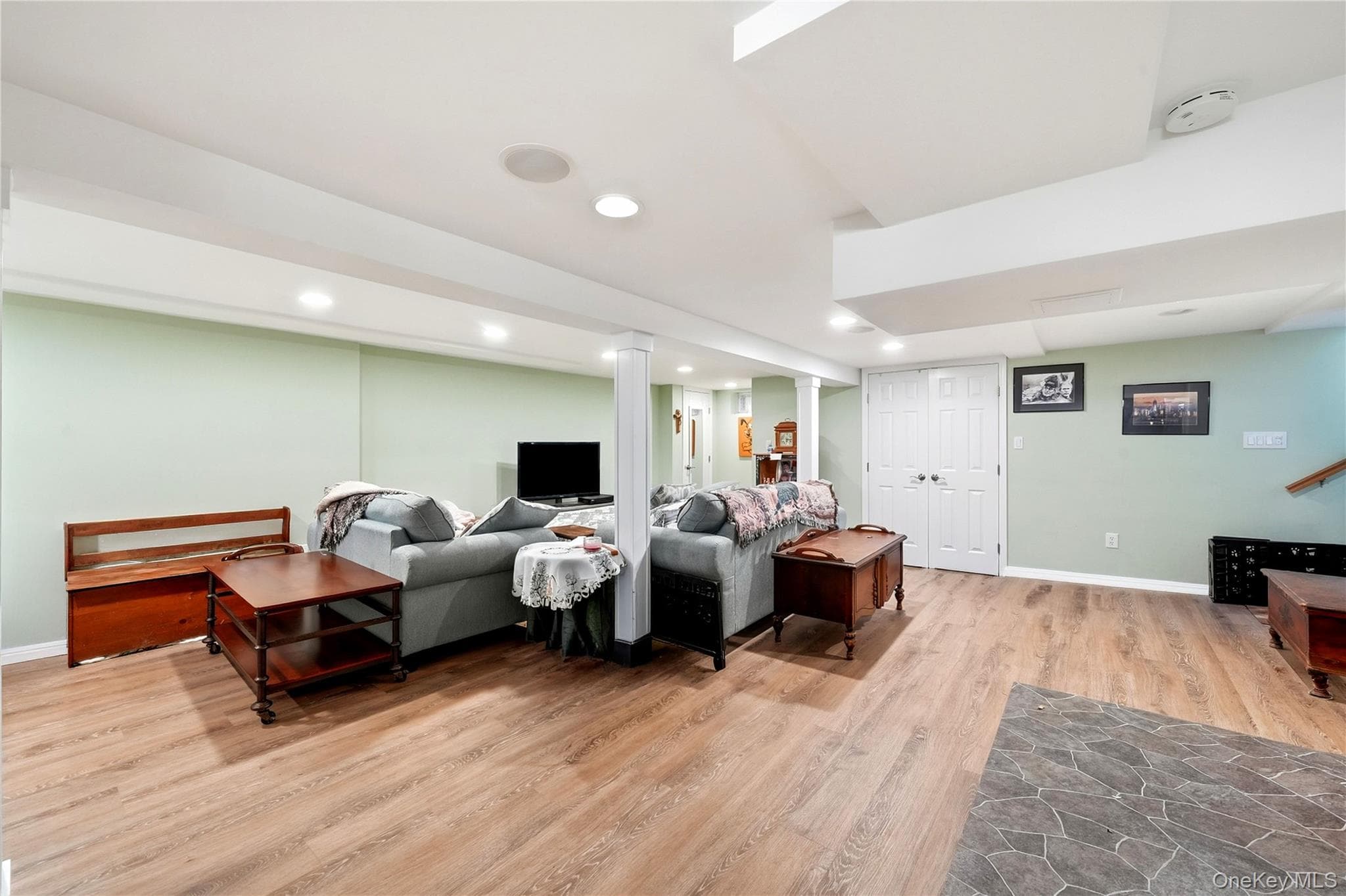 98 Smith Avenue thumbnail 23