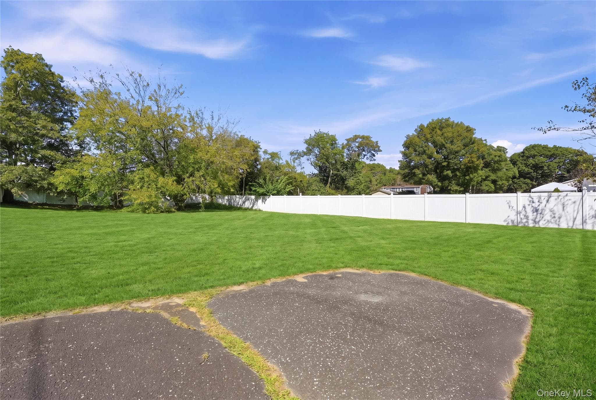 98 Smith Avenue thumbnail 29