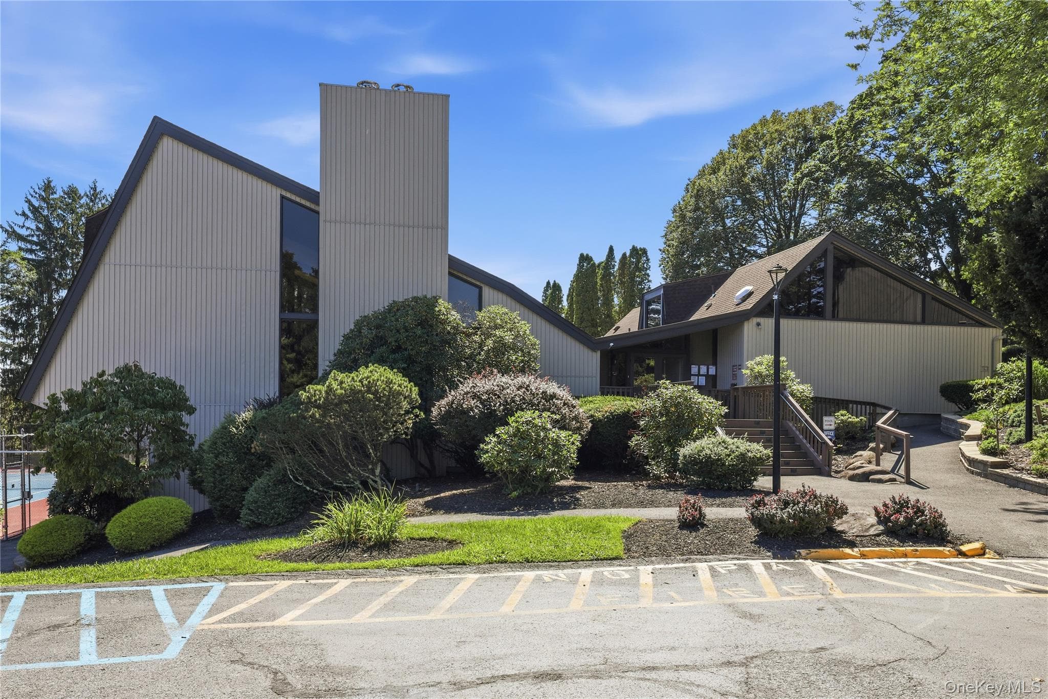 3307 Pine Cone Court thumbnail 21