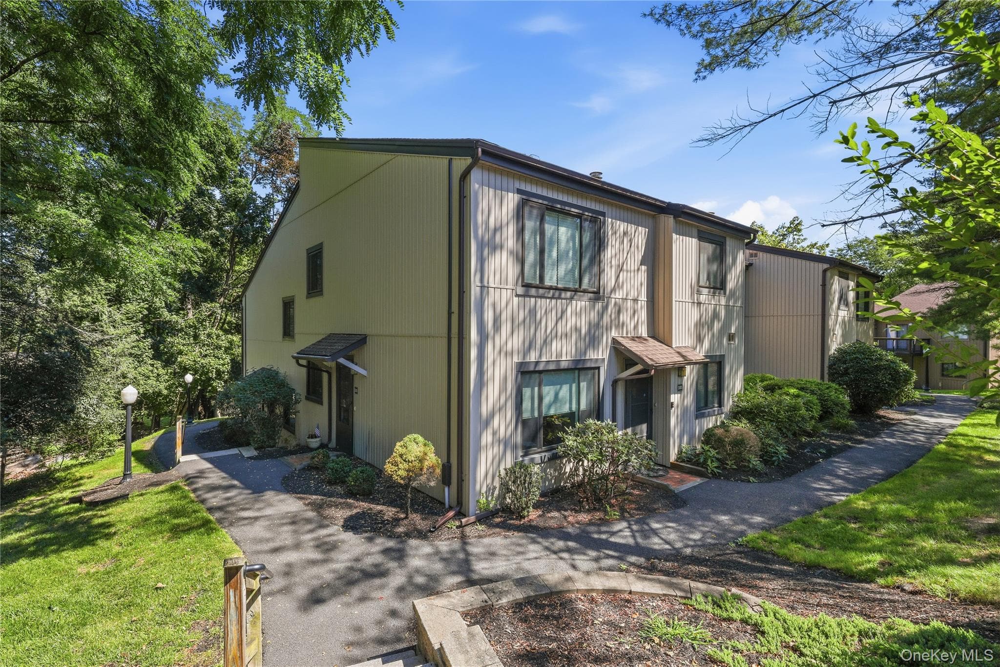 3307 Pine Cone Court thumbnail 18