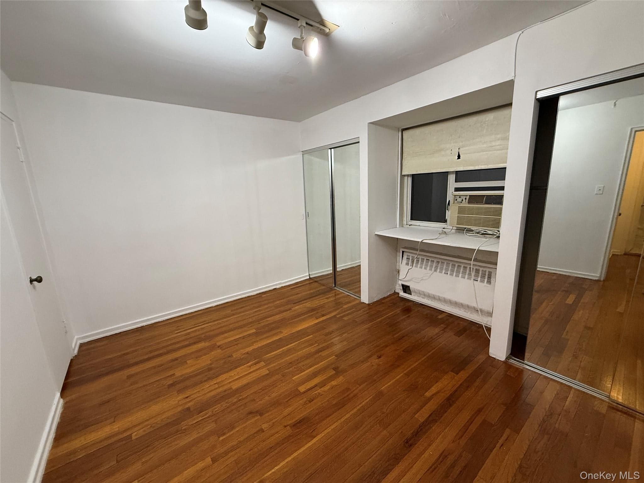 220-20 Stronghurst Avenue Unit: 20 thumbnail 7