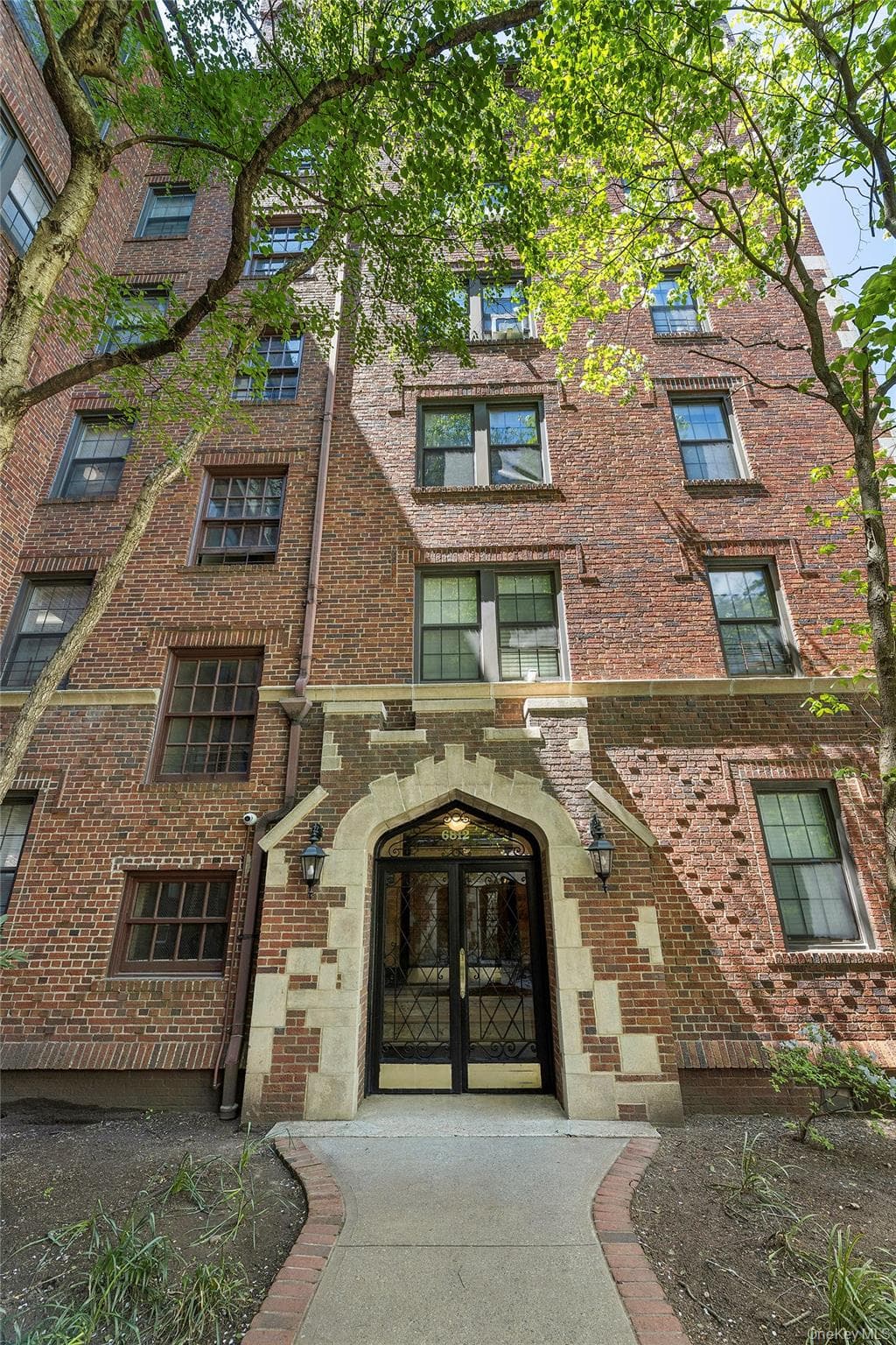 6812 Burns Street Unit: A3 thumbnail 18