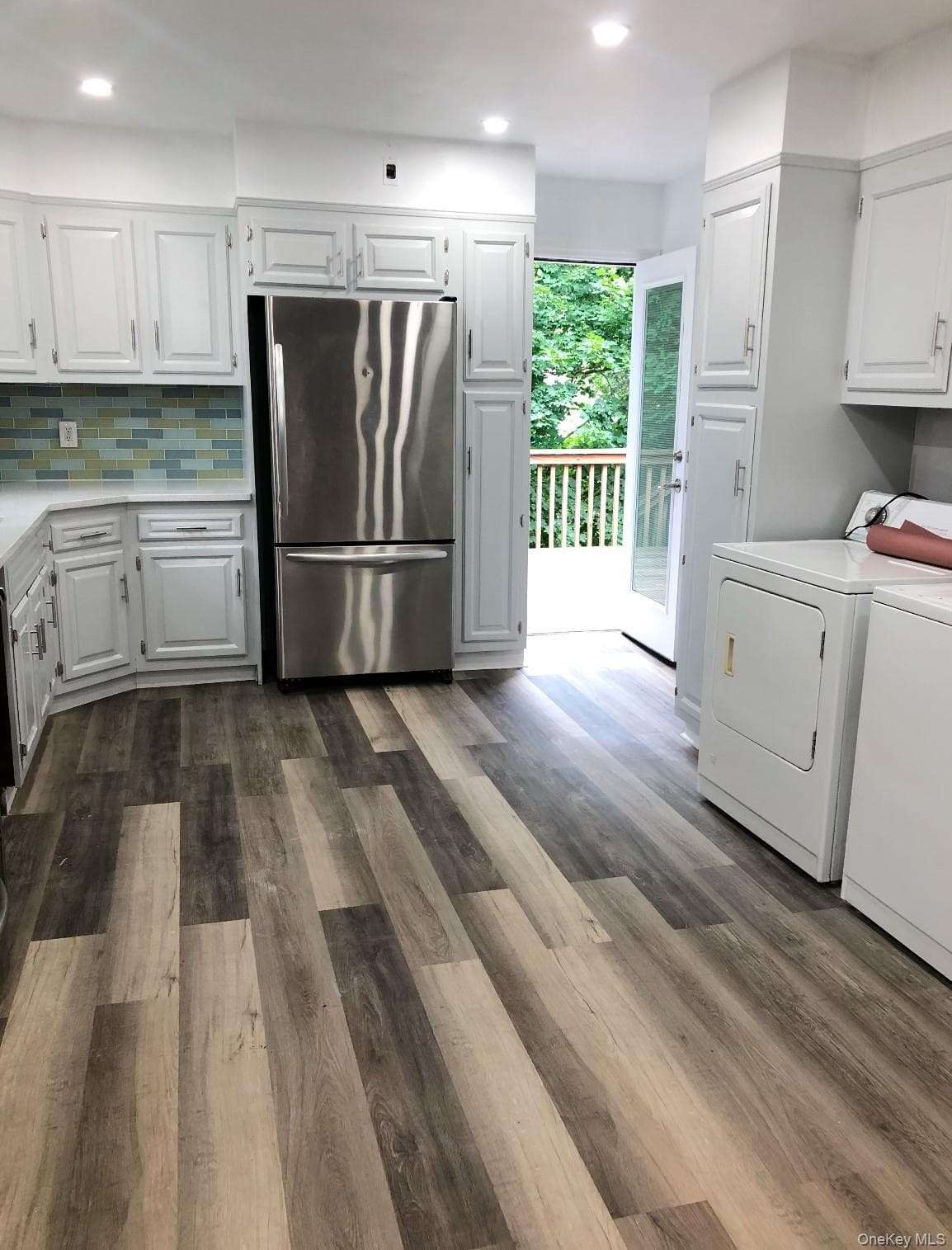 2410 Boston Post Road thumbnail 4