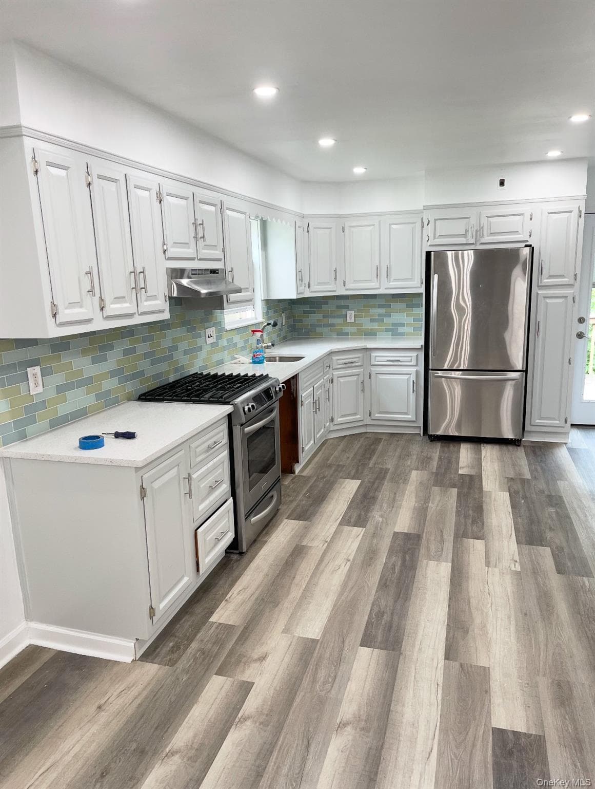 2410 Boston Post Road thumbnail 9