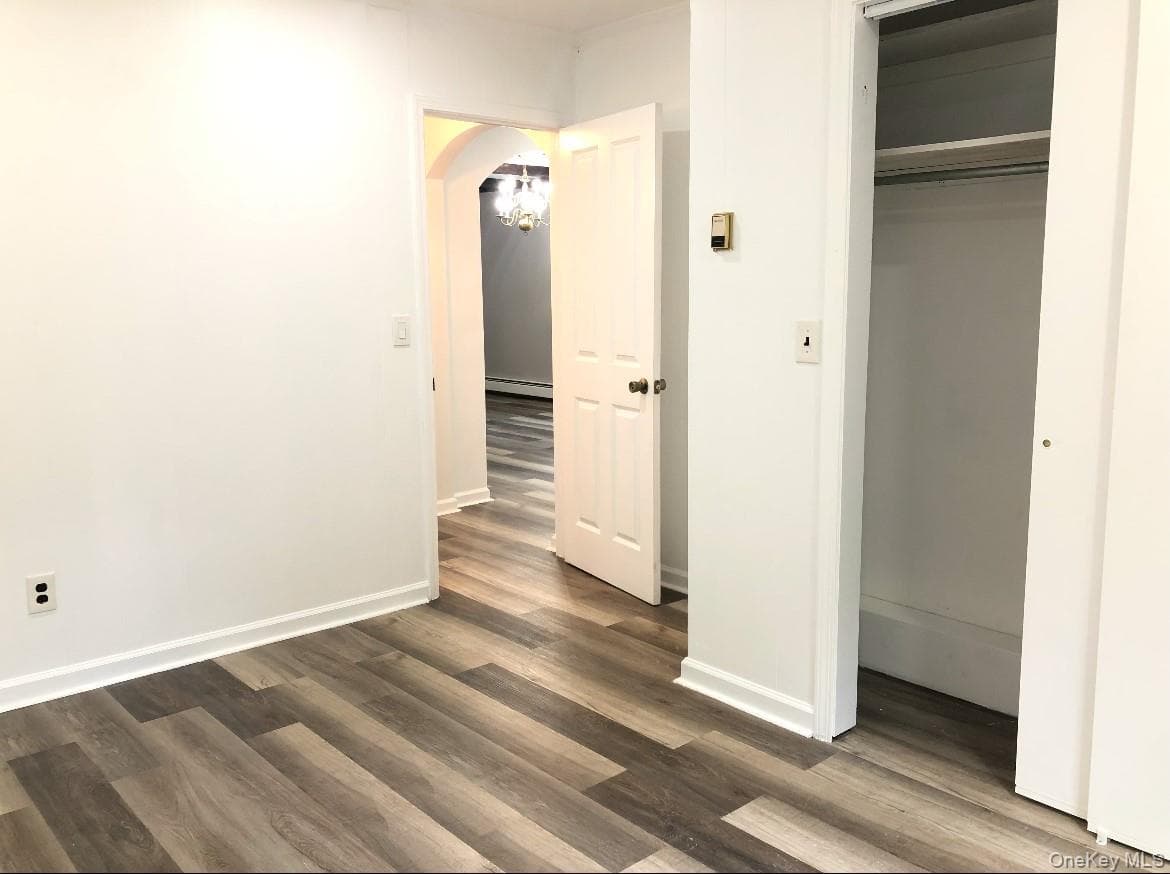 2410 Boston Post Road thumbnail 3