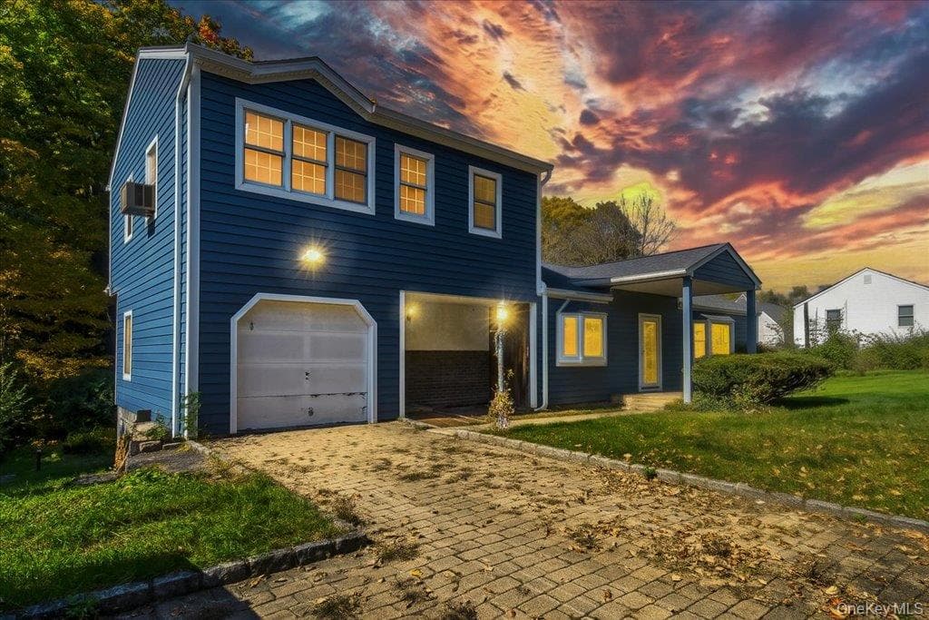 29 Dixon Lake Drive, Mahopac