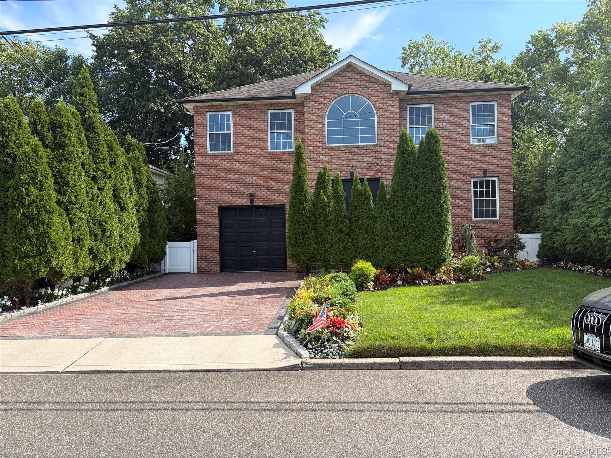 Address Withheld By Request, Garden City