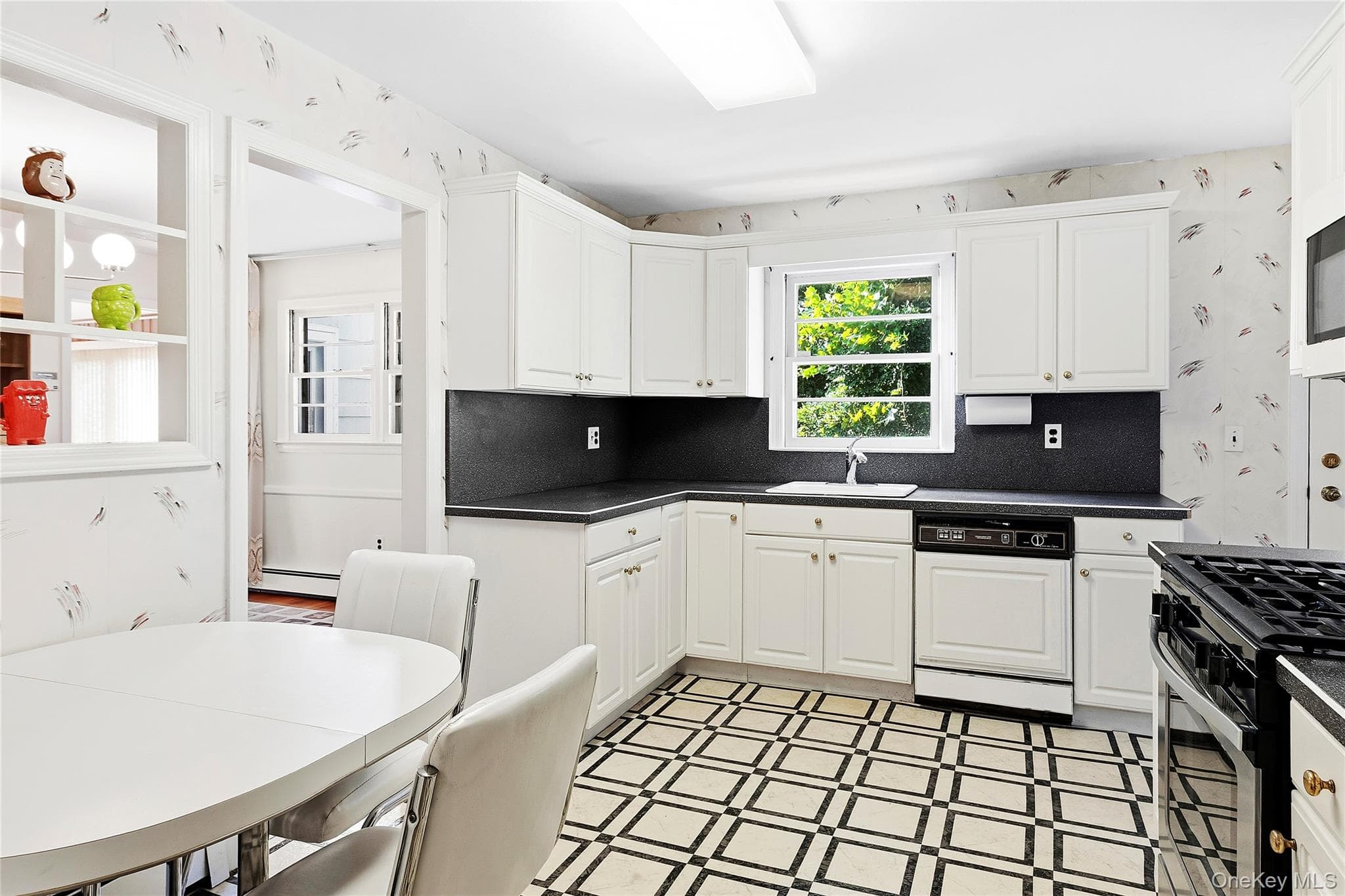 14 Sunview Drive thumbnail 5