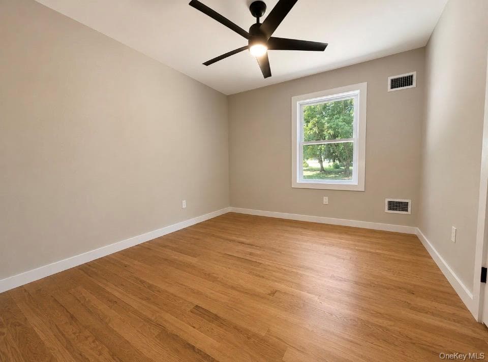 1063 William Floyd Parkway thumbnail 9
