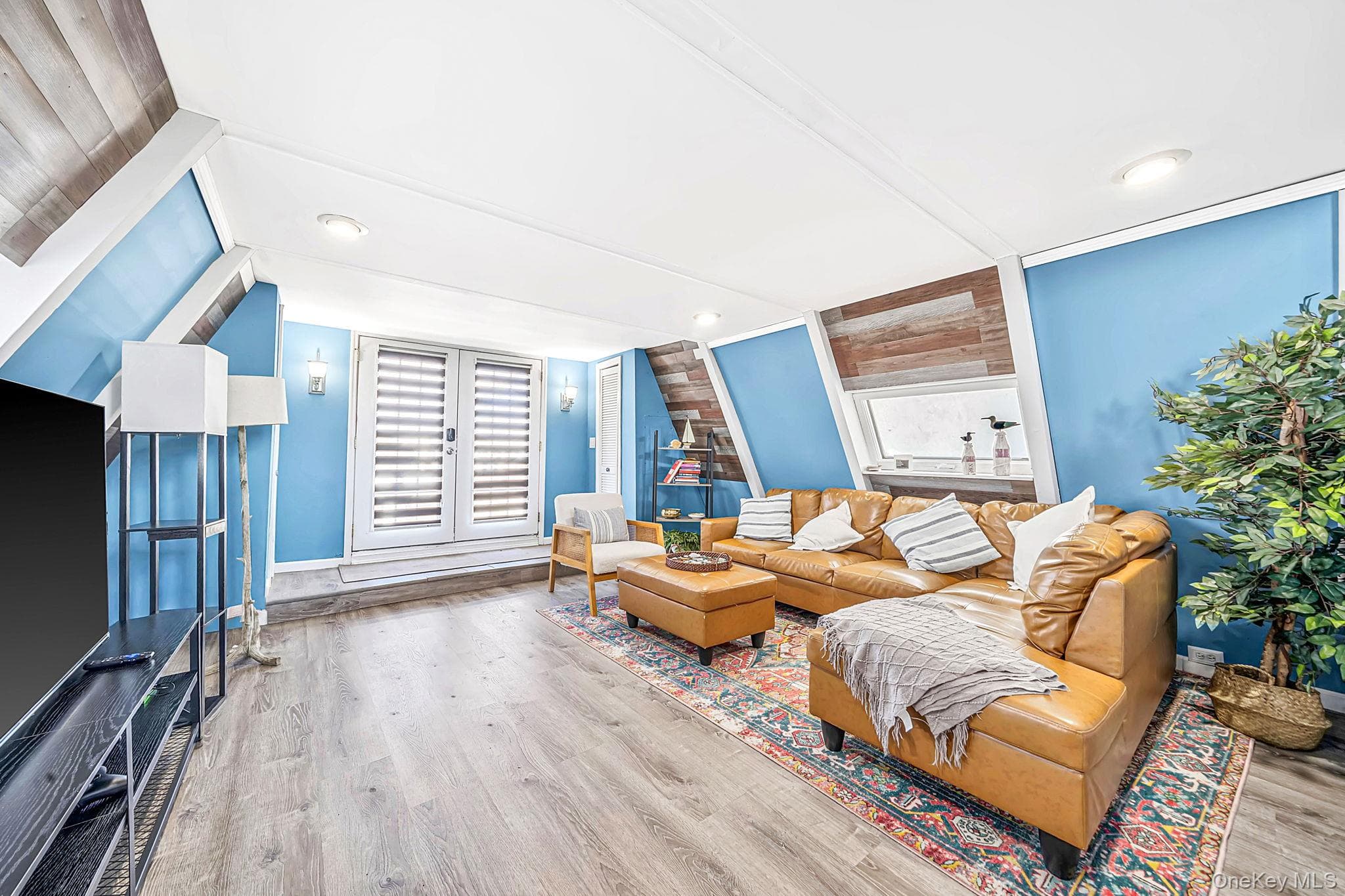 220 Shore Road RD Unit: 4 thumbnail 14