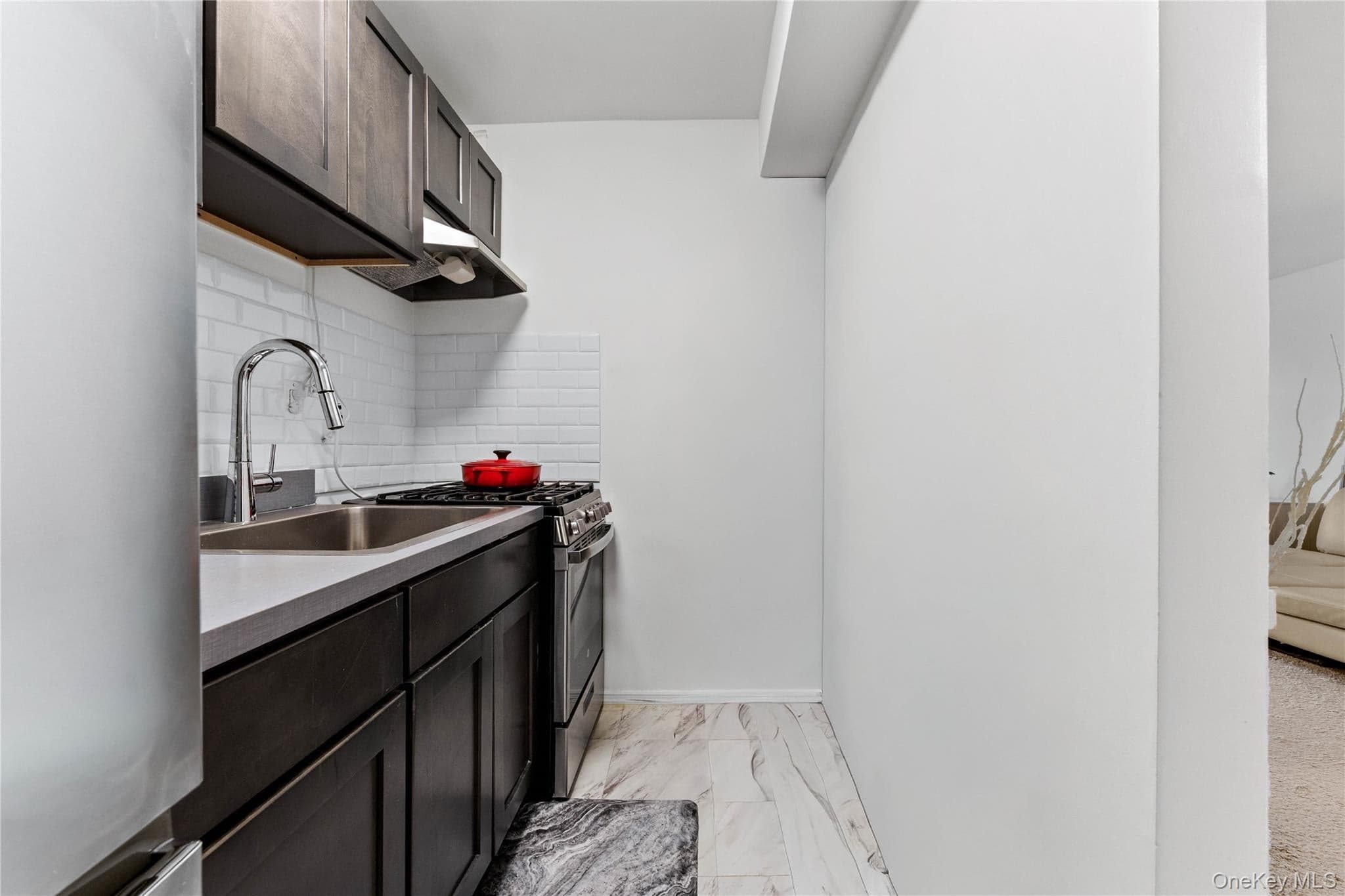 2830 Briggs Avenue Unit: 4C thumbnail 6