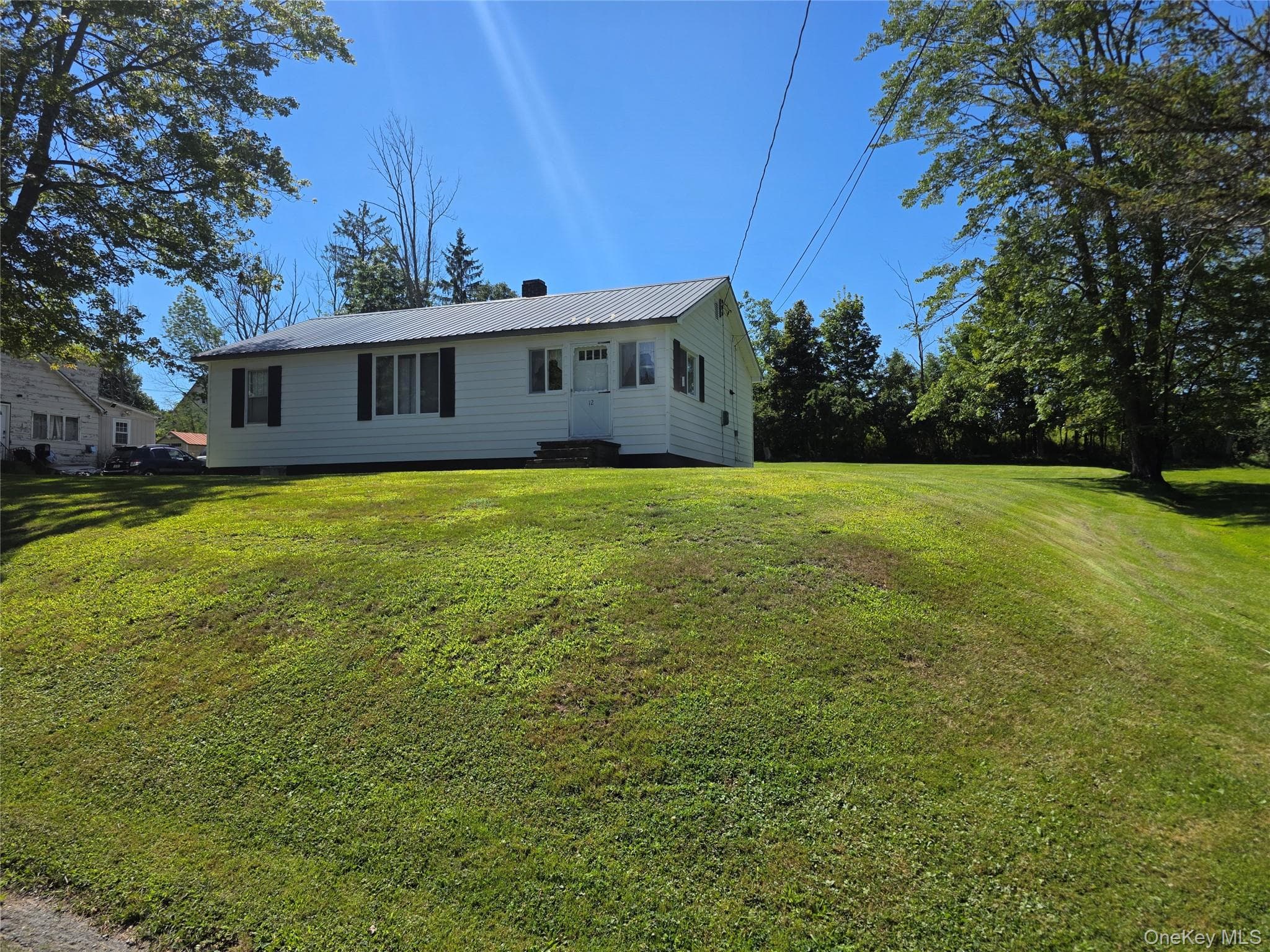 12 Winthrop Avenue thumbnail 3