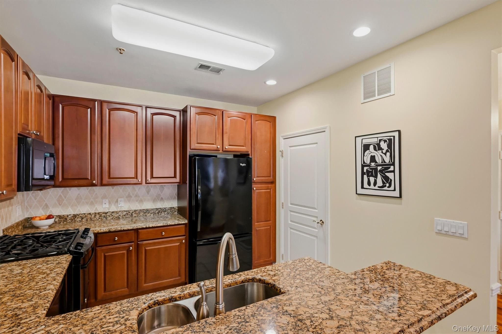 32 N De Baun Avenue Unit: 202 thumbnail 5