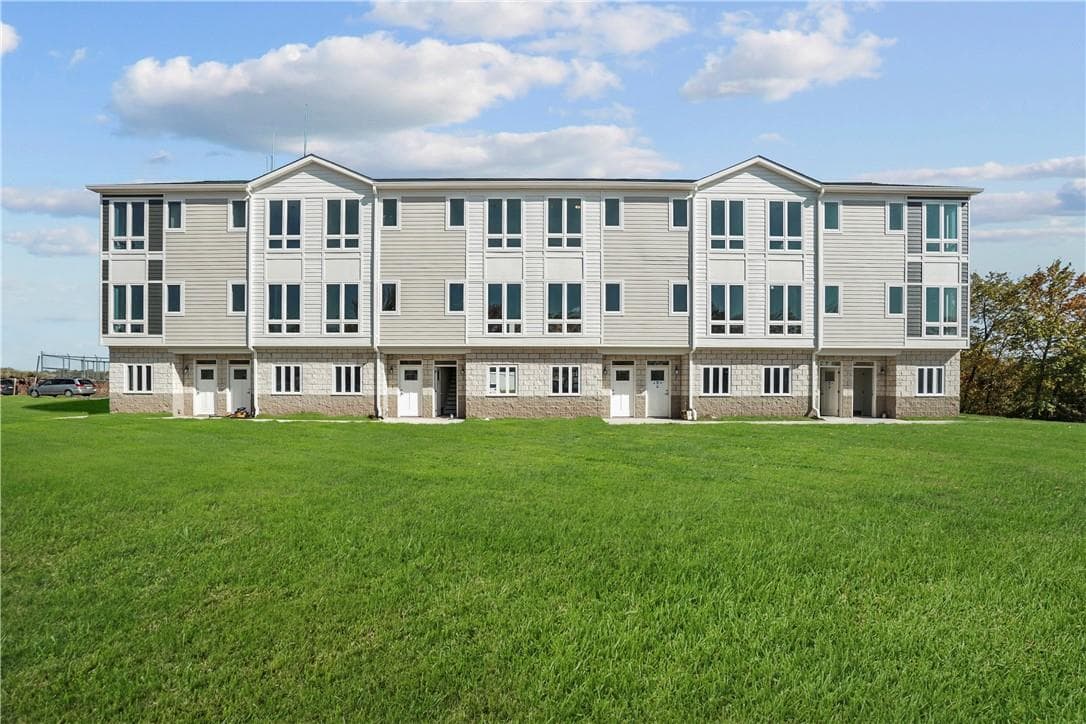 530 W Broadway, Monticello