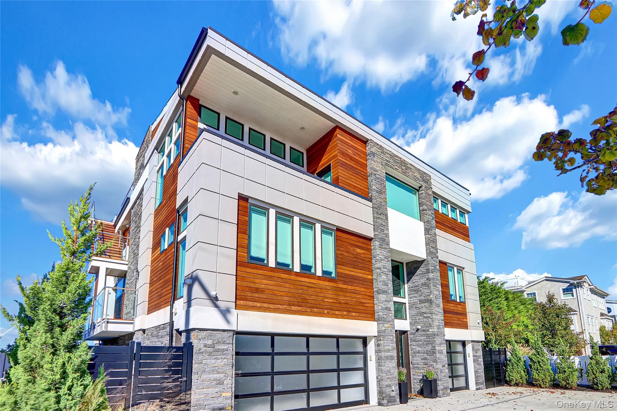44 Bayside Drive thumbnail 2