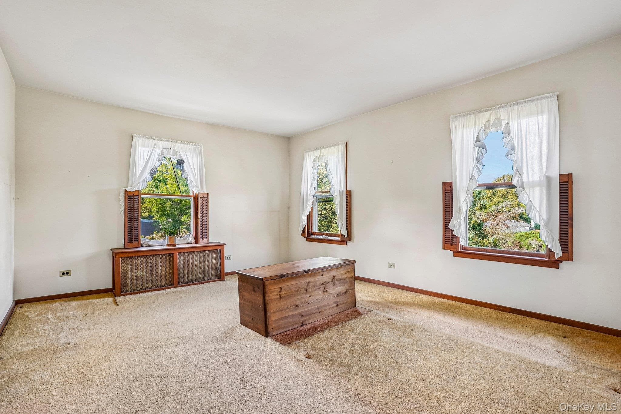 270 Fisher Avenue thumbnail 19