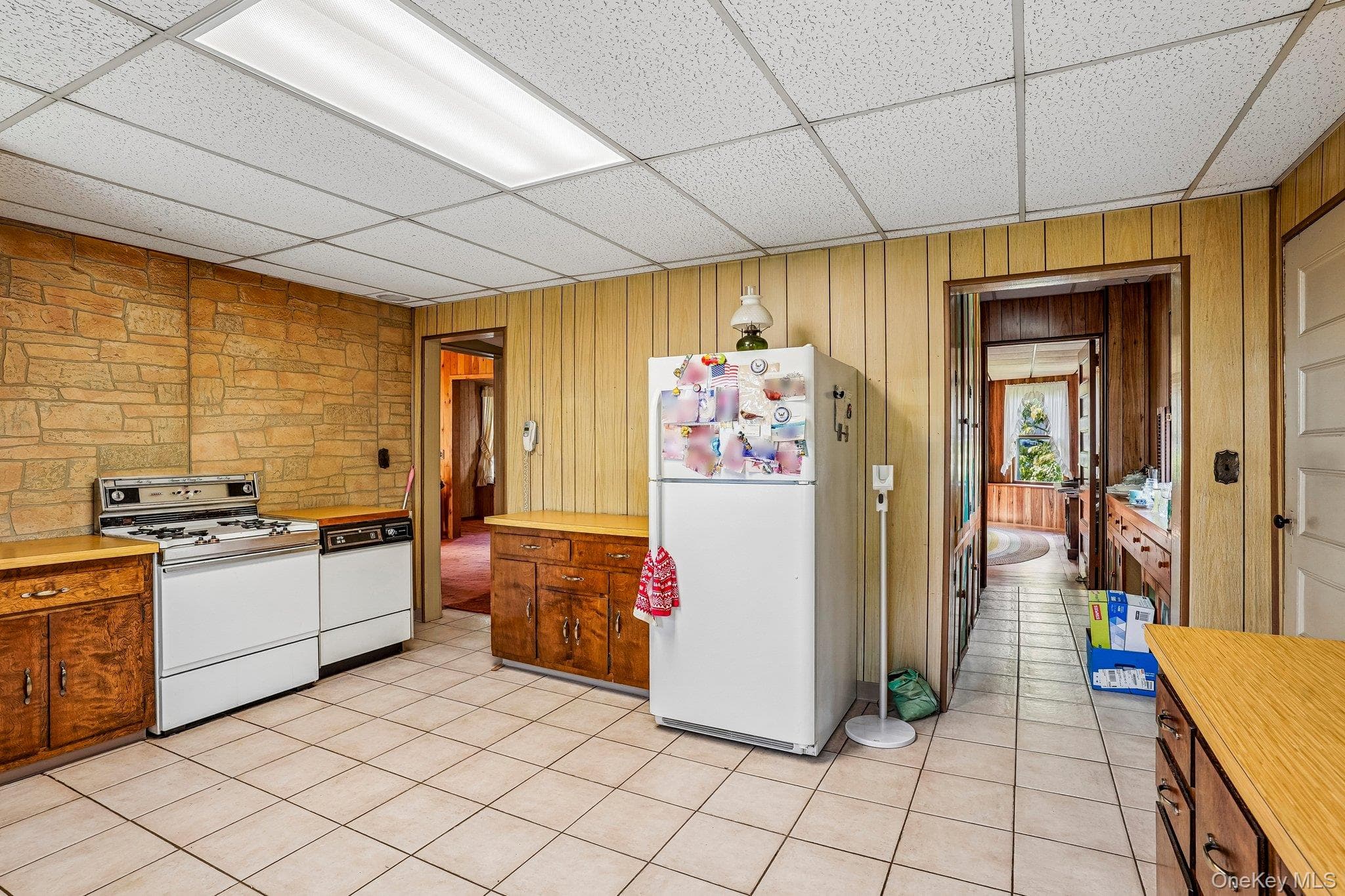 270 Fisher Avenue thumbnail 18