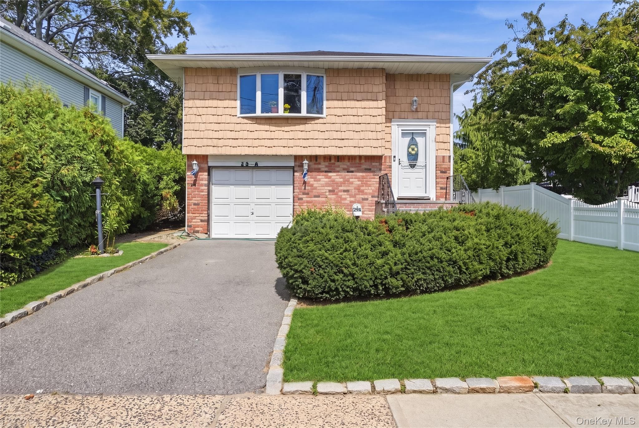 29 Suffolk Road Unit: A, Massapequa