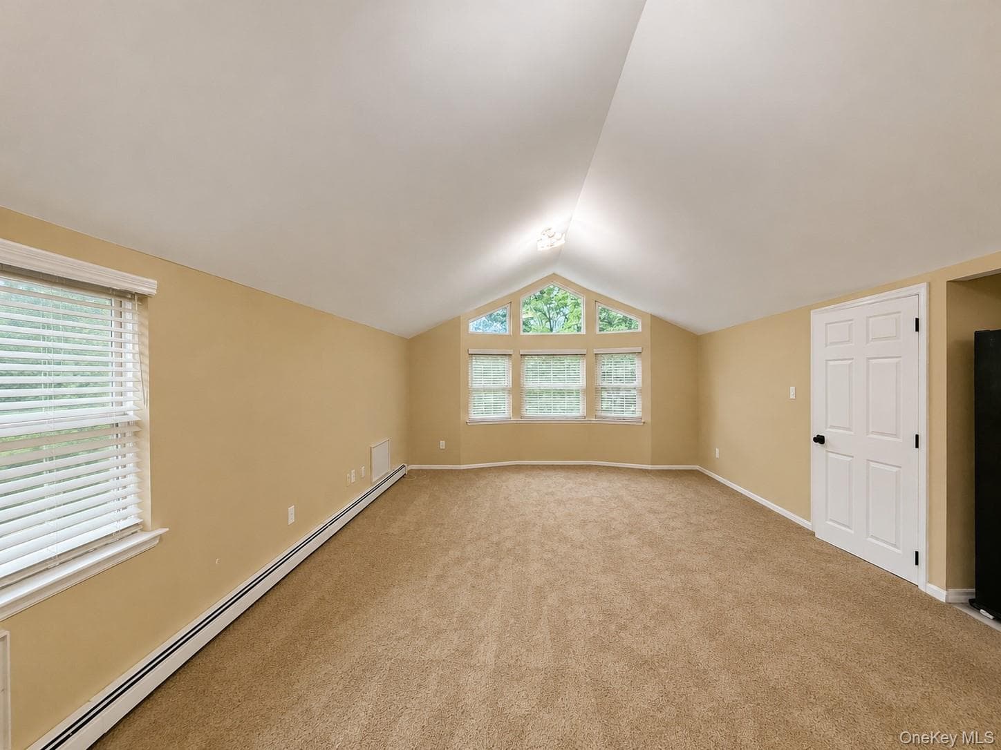 2357 Demeyer Street thumbnail 6