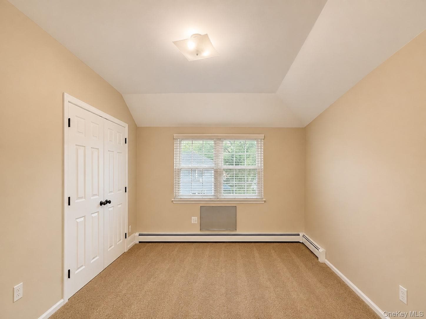 2357 Demeyer Street thumbnail 17