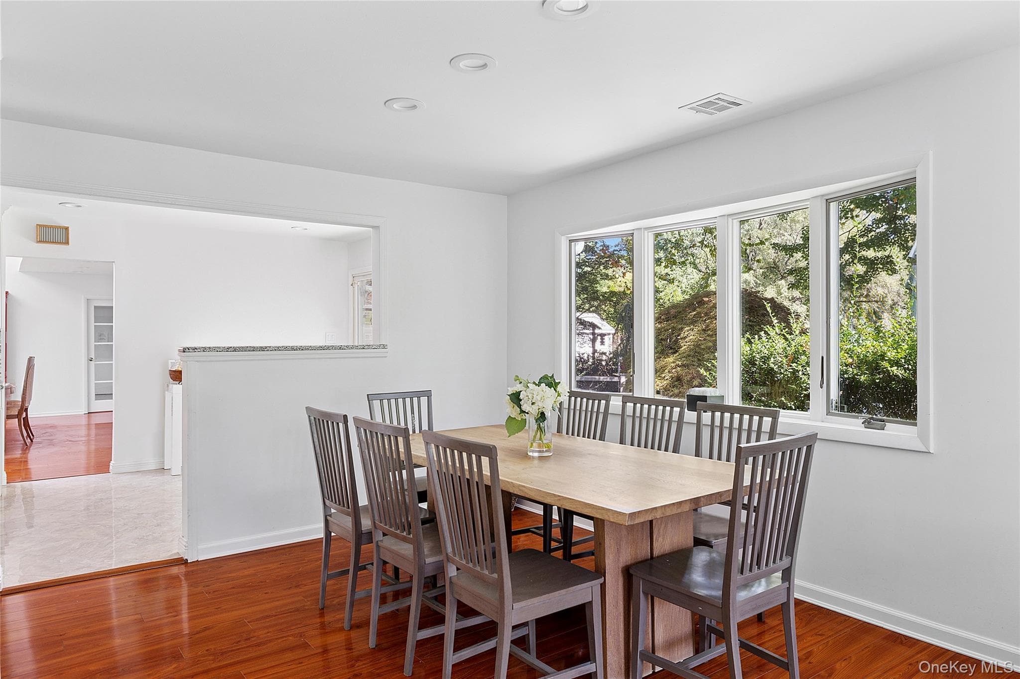 54 Dix Woods Drive thumbnail 5