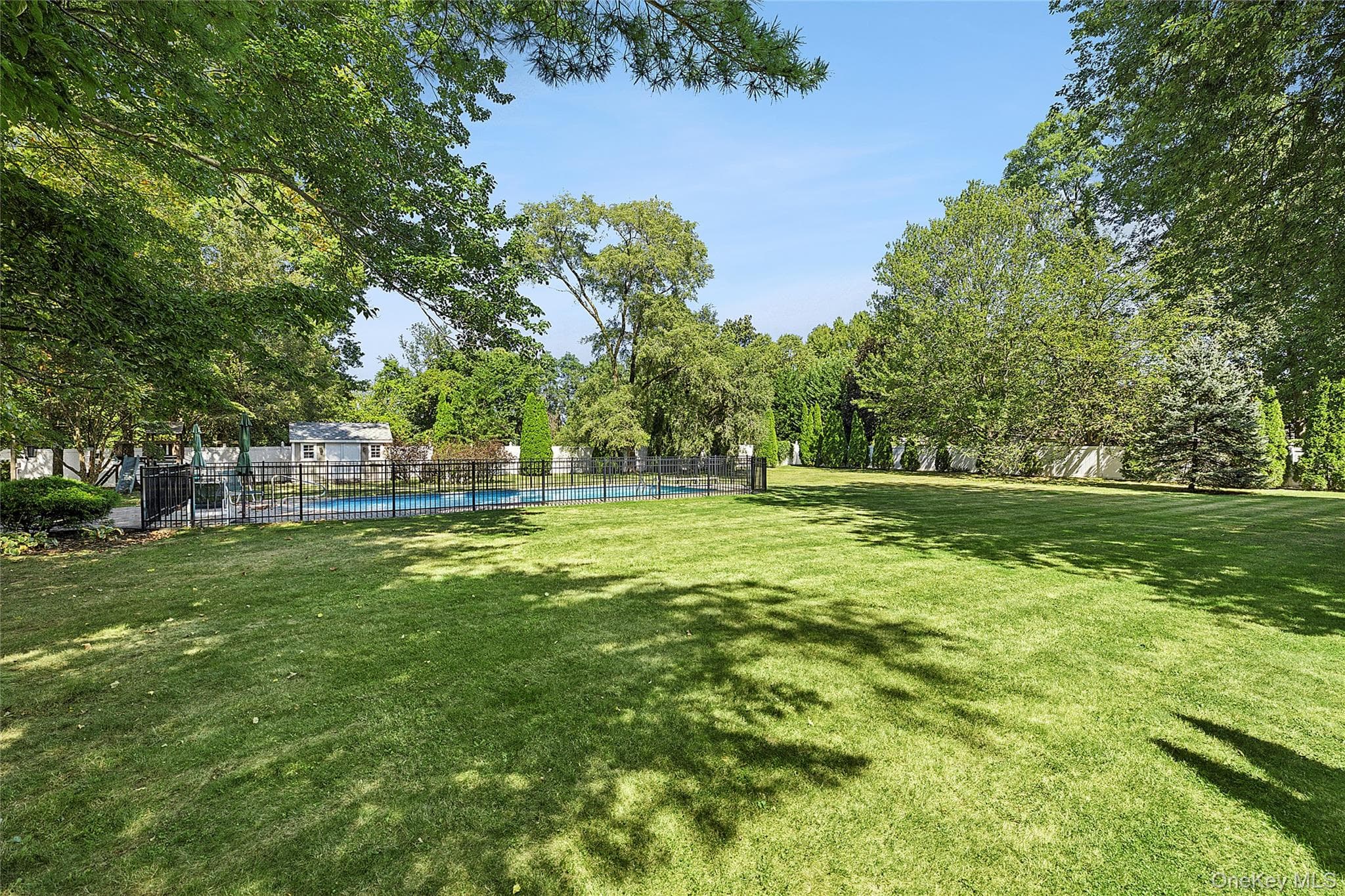 54 Dix Woods Drive thumbnail 20