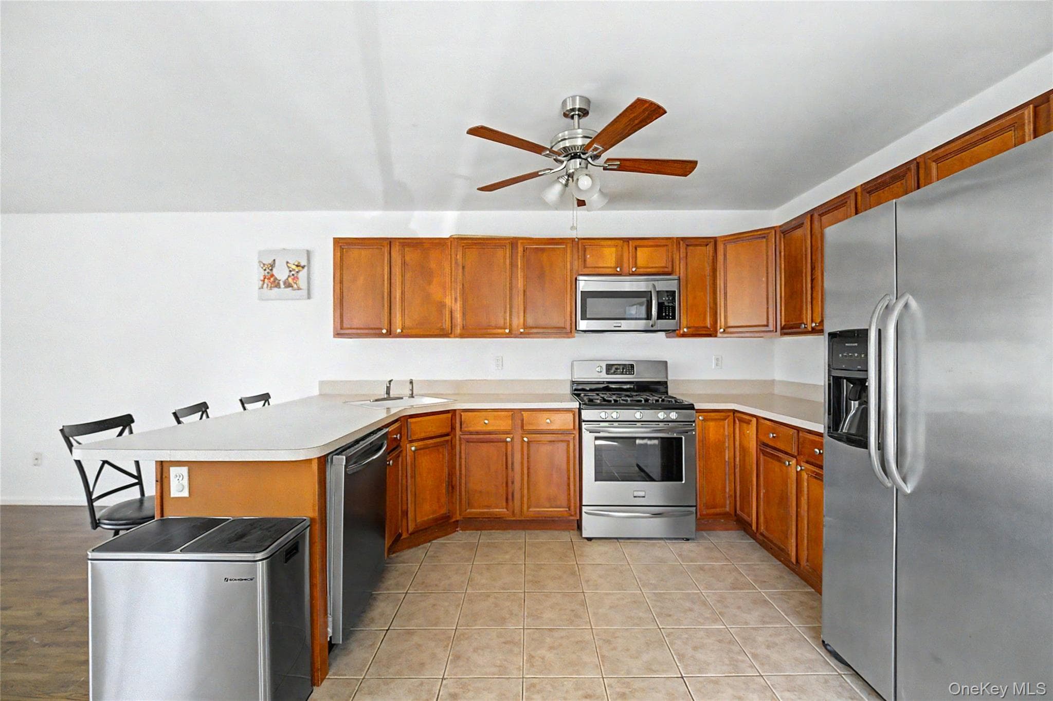 94 Greaves Avenue thumbnail 9