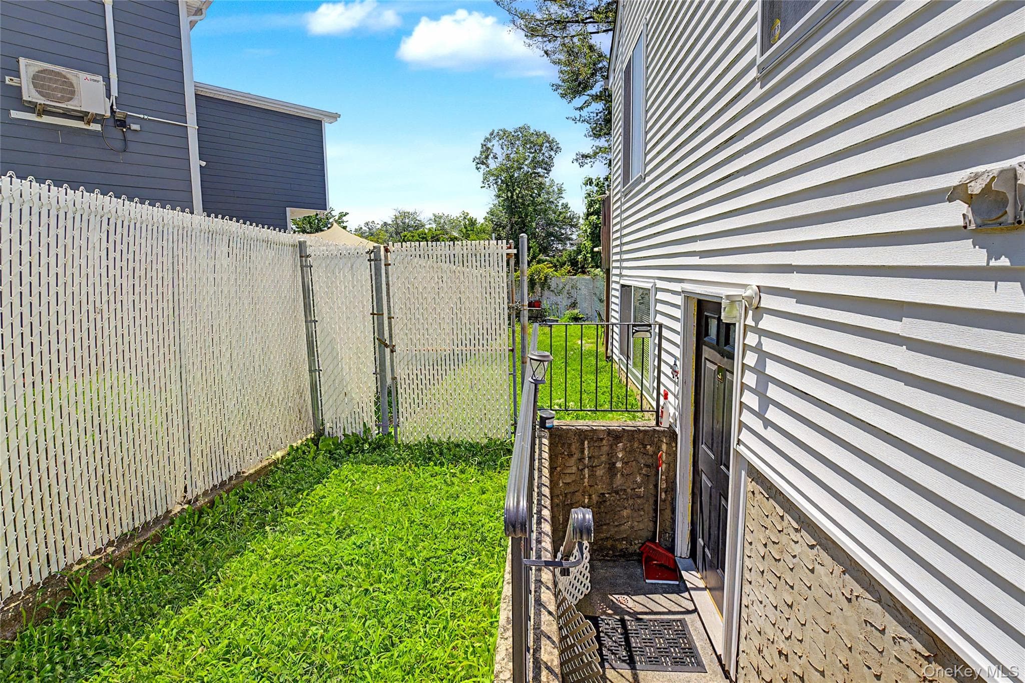 94 Greaves Avenue thumbnail 28