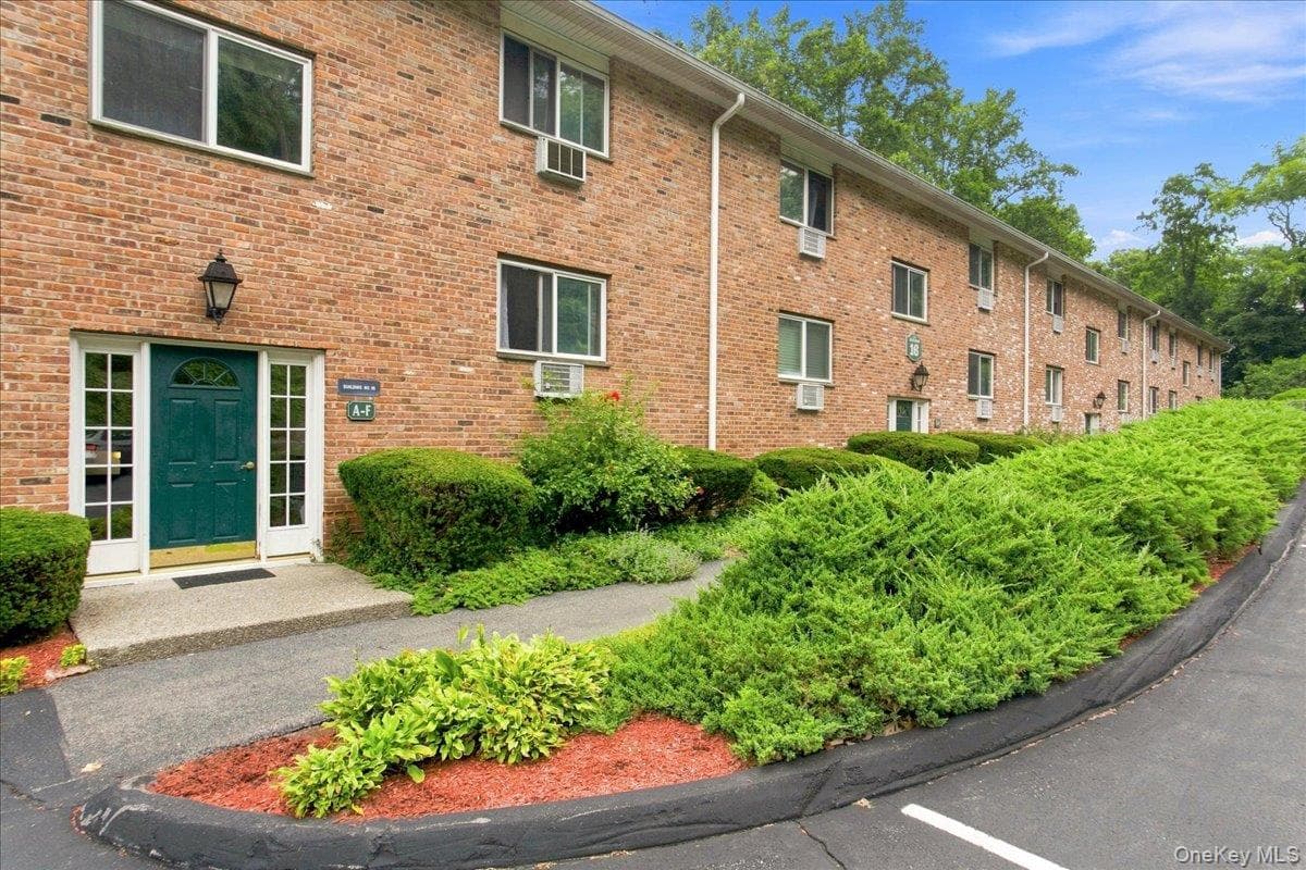 16 Scenic Drive Unit: K, Croton-on-hudson