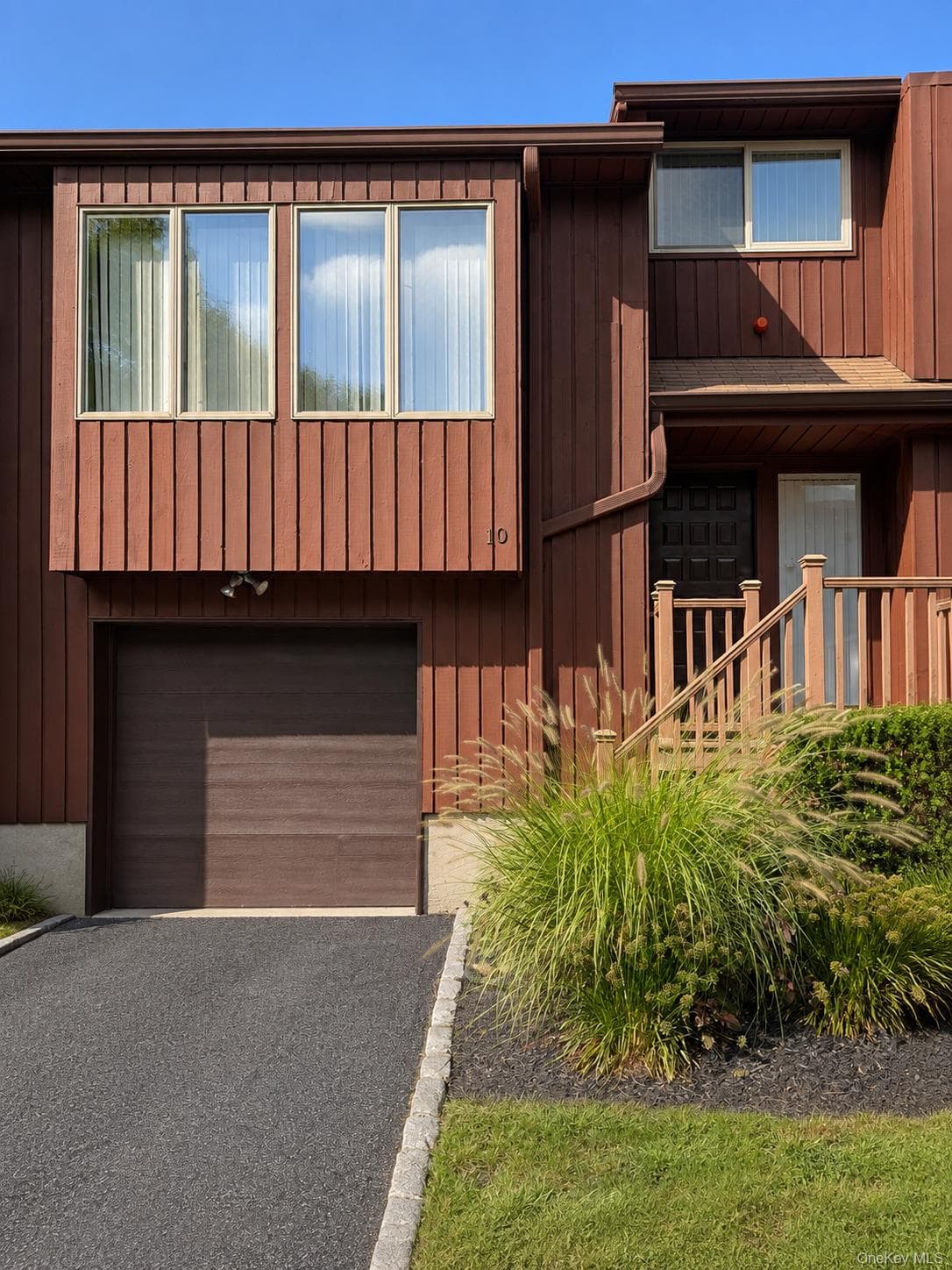 10 Braemar Court, New City