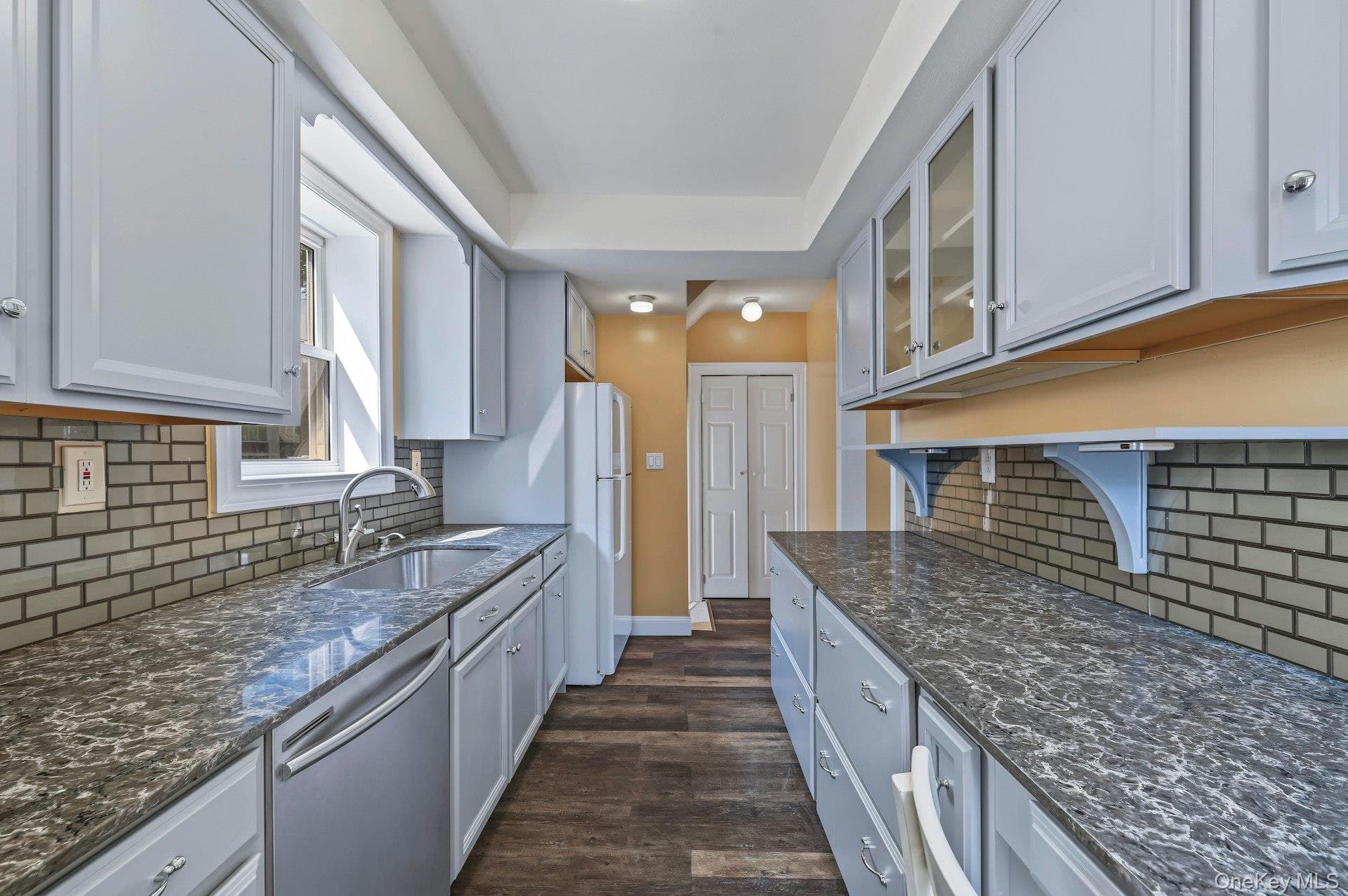 258 Liberty Avenue thumbnail 20