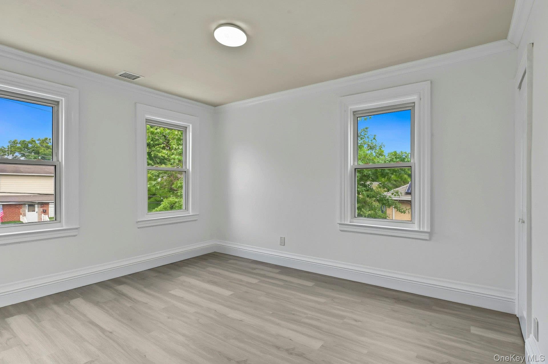 258 Liberty Avenue thumbnail 26